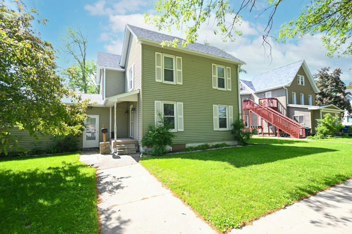 415 N CLAY ST, WEST LIBERTY, IA 52776, photo 1 of 50
