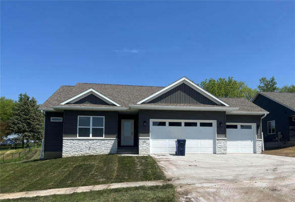 821 PRAIRIE VIEW DR, WEST BRANCH, IA 52358 - Image 1