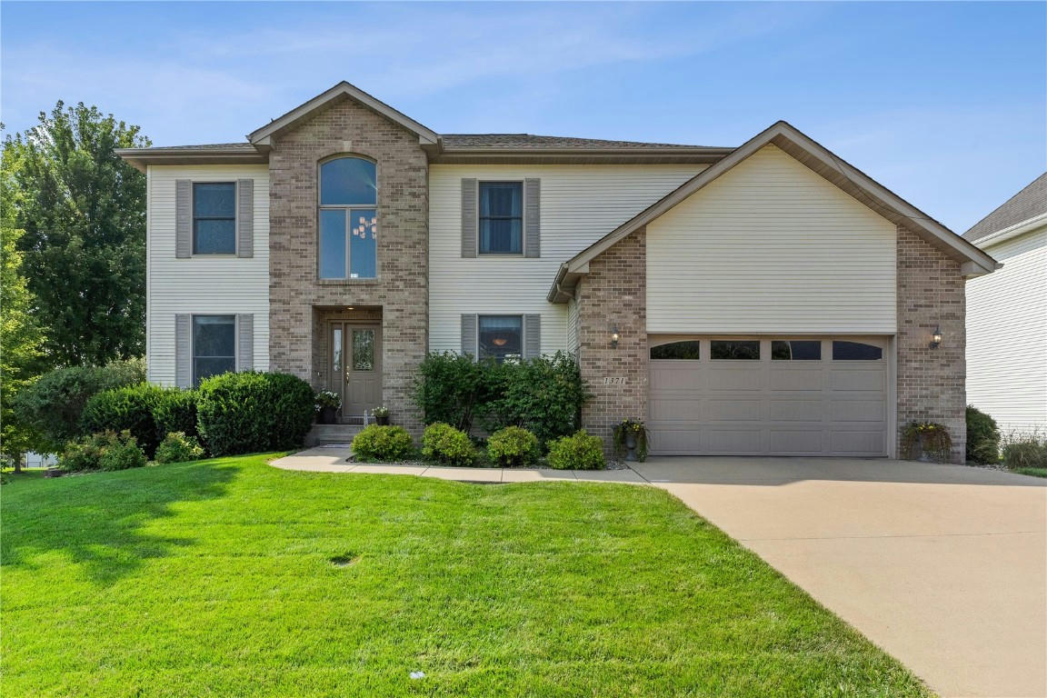 1371 PRAIRIE GRASS LN, IOWA CITY, IA 52246, photo 1 of 49