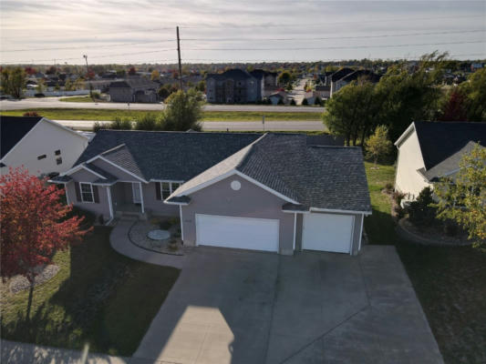 545 Saddleback Rd, Marion, IA 52302