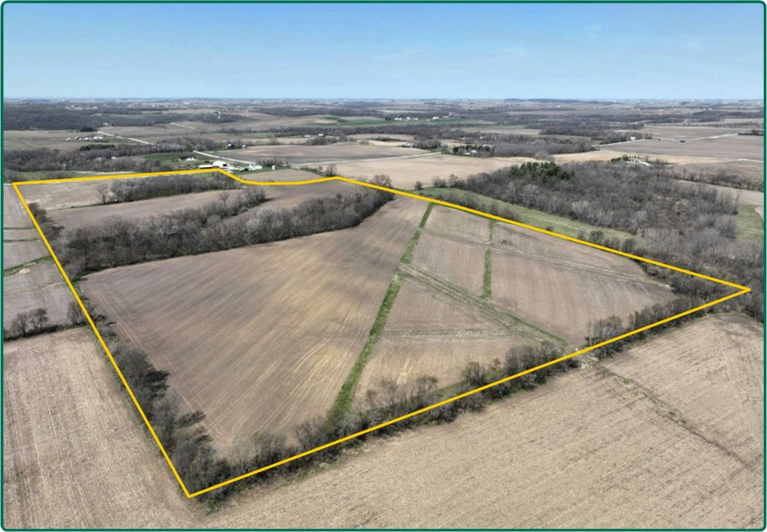 ROLLING ACRES RD, CENTER POINT, IA 52213, photo 1 of 6